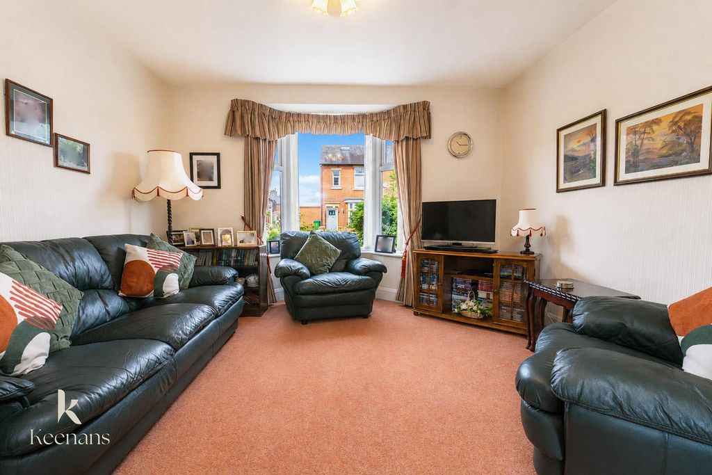 Property photo 2 of 16 6.-01.Jpg