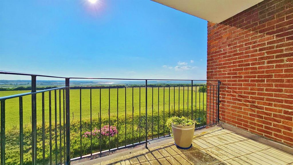 Property photo 2 of 27 Balcony - Rear