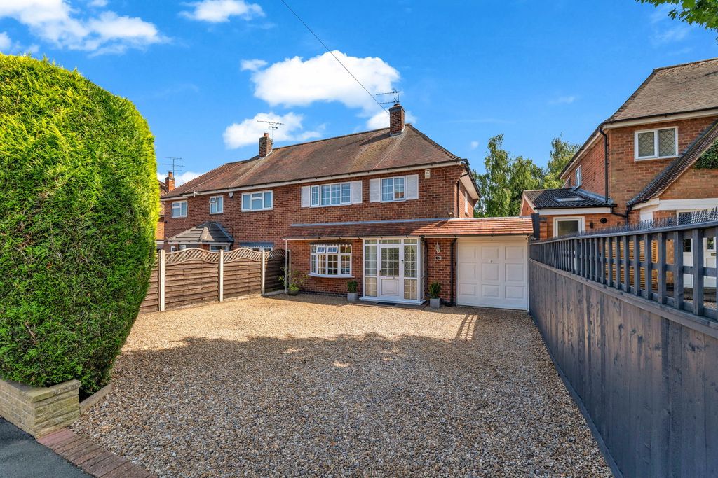 Property photo 1 of 31