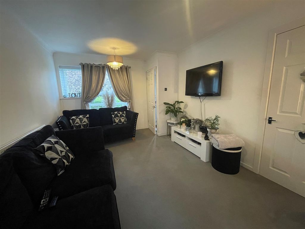 Property photo 2 of 8 Lounge 1.Jpg