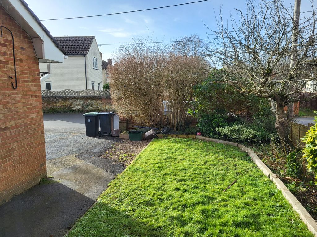 Property photo 3 of 14