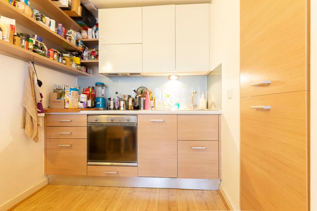 Property photo 3 of 5