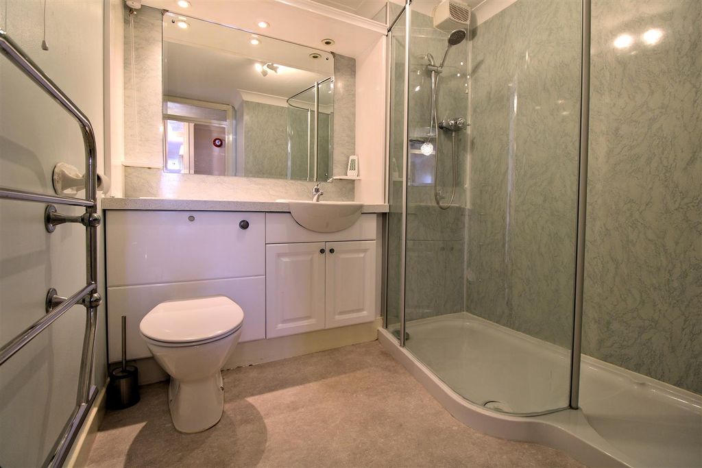 Property photo 3 of 12 Shower Room