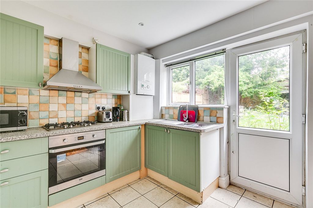 Property photo 1 of 16