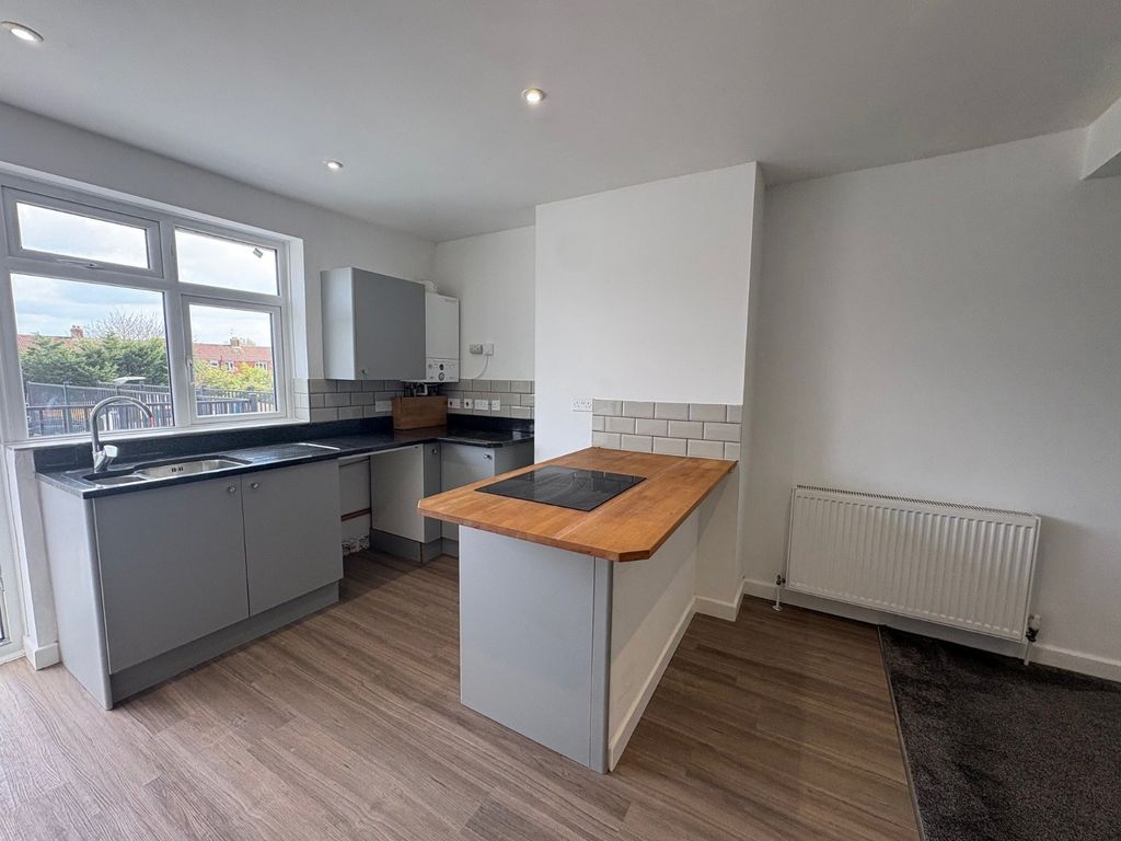 Property photo 3 of 9 Picture No. 17