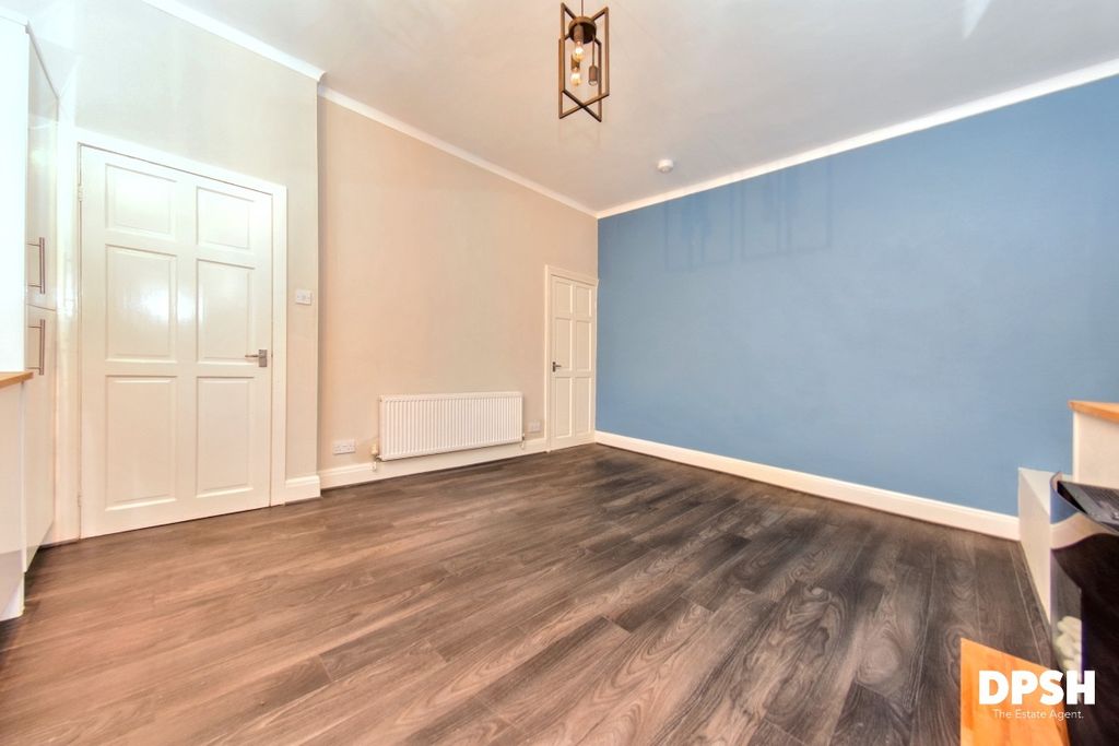 Property photo 3 of 26
