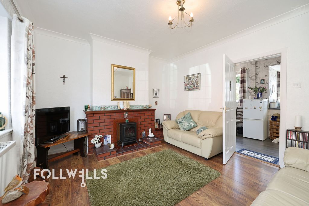 Property photo 2 of 14