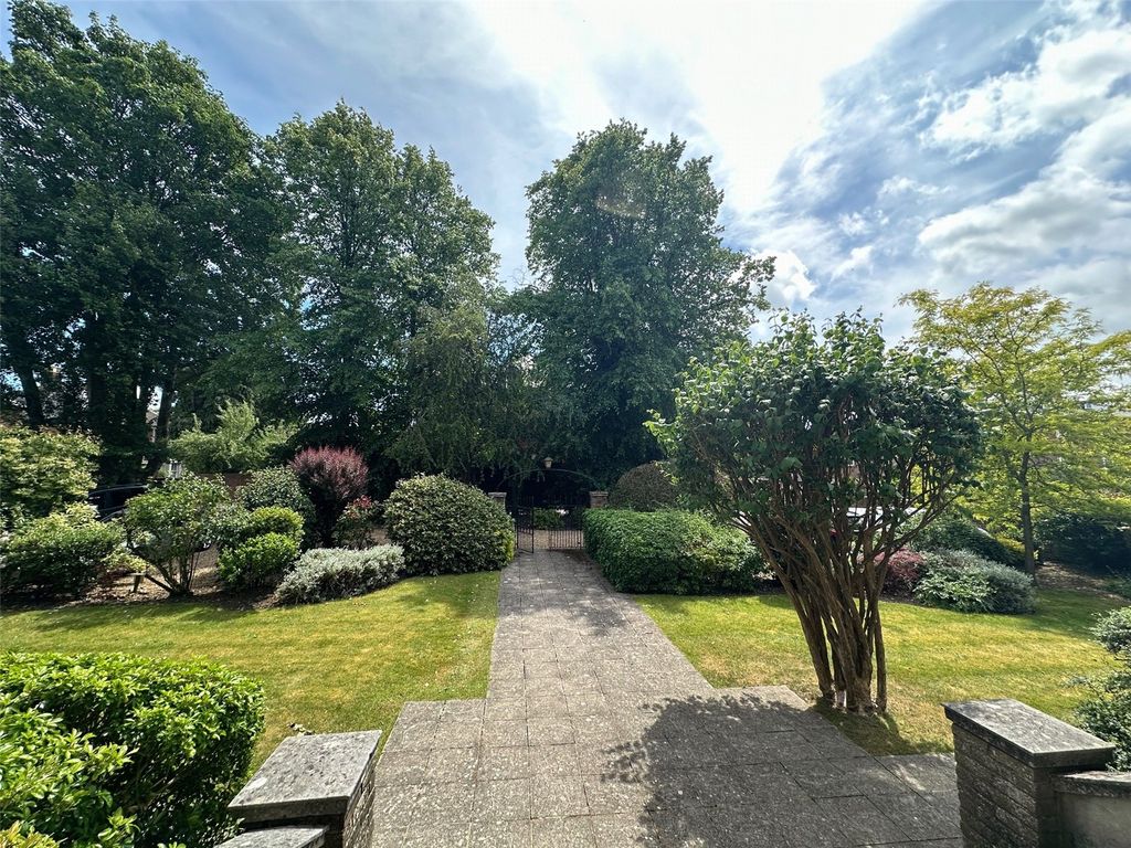 Property photo 2 of 11 Picture No. 05