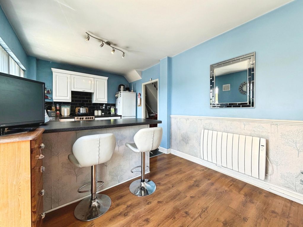 Property photo 3 of 21 Kitchen/Diner