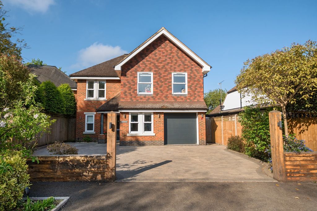 Property photo 1 of 24