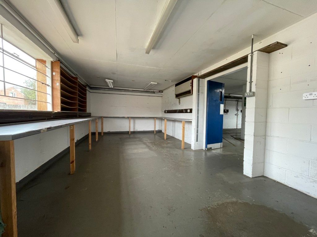 Property photo 3 of 14 Photo 4