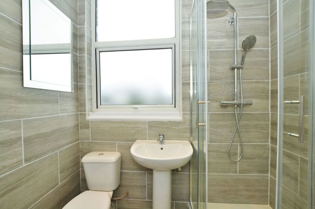 Property photo 3 of 3