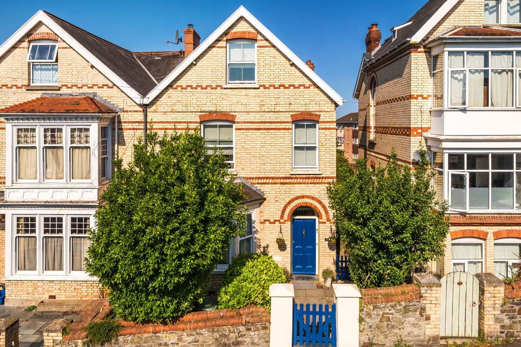 Property photo 1 of 25 1470205-2-6A5617909Dd88-Arw