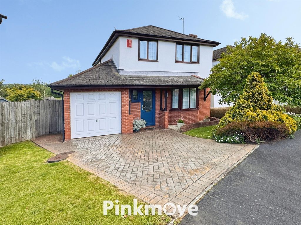 Property photo 1 of 30