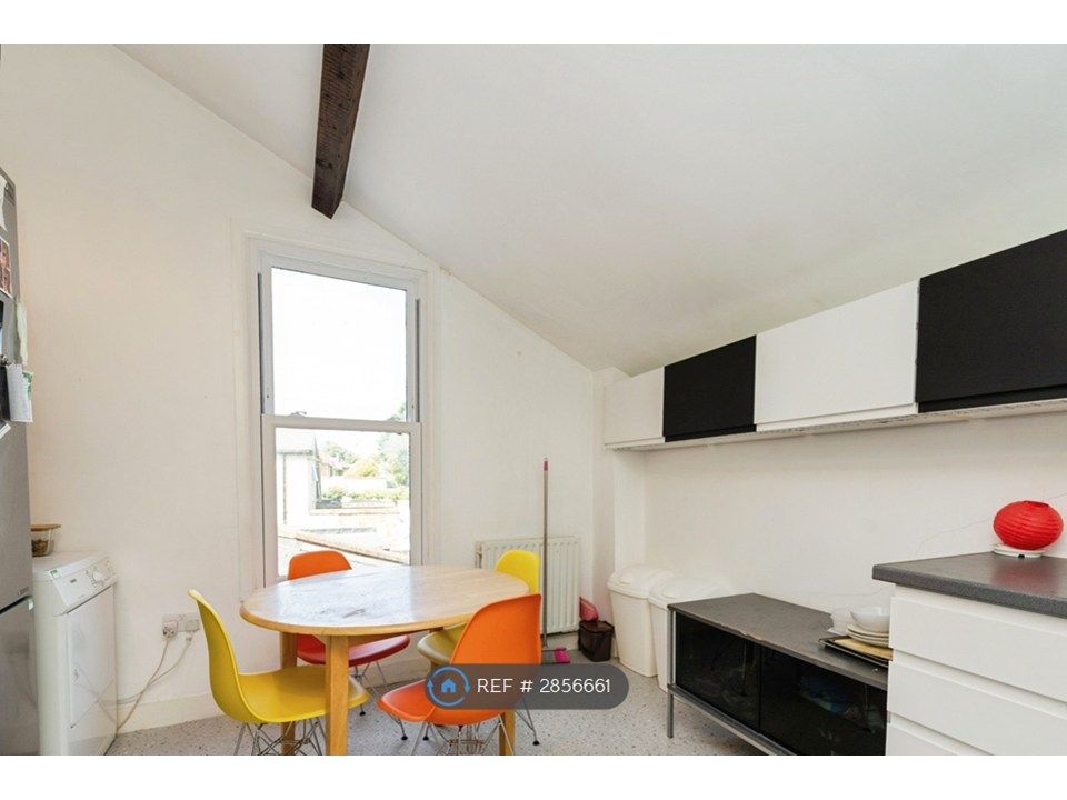 Property photo 3 of 4