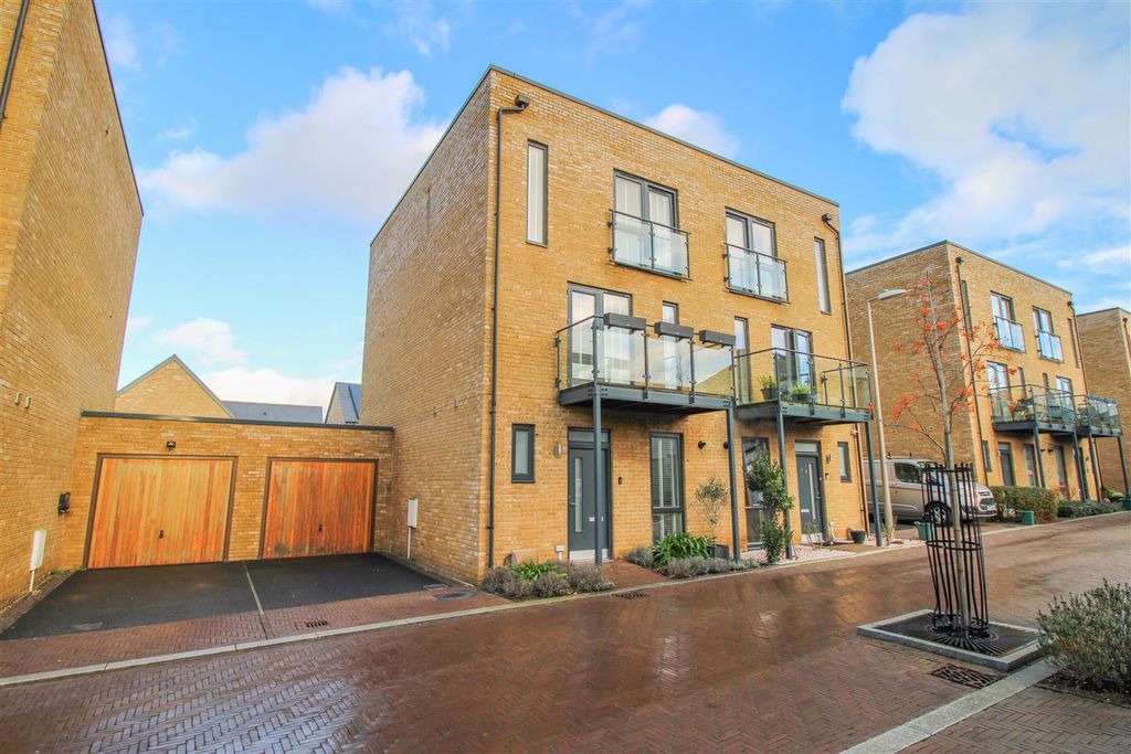 Property photo 1 of 18 Img_9154.Jpg