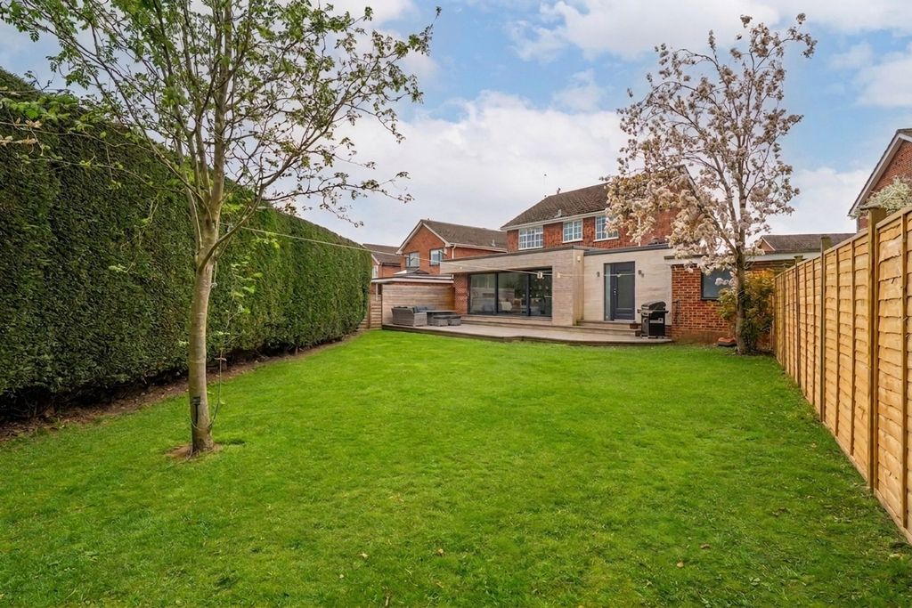 Property photo 3 of 36