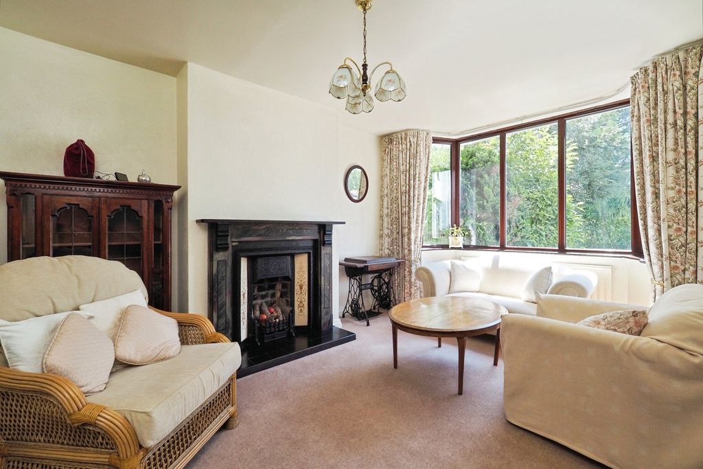 Property photo 3 of 21 Pbox-Img.Jpg
