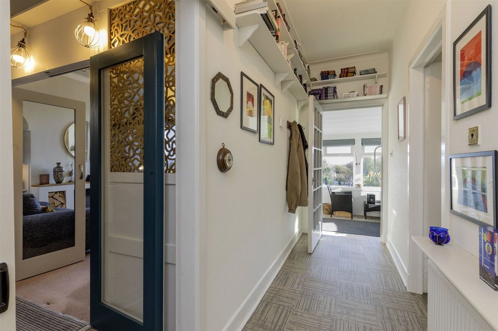 Property photo 3 of 20 Picture No. 10