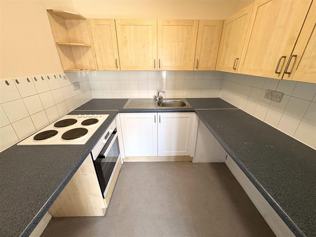 Property photo 3 of 6 Img_2435.Jpeg