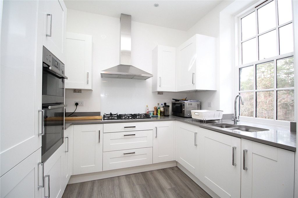 Property photo 3 of 15 Picture No. 32