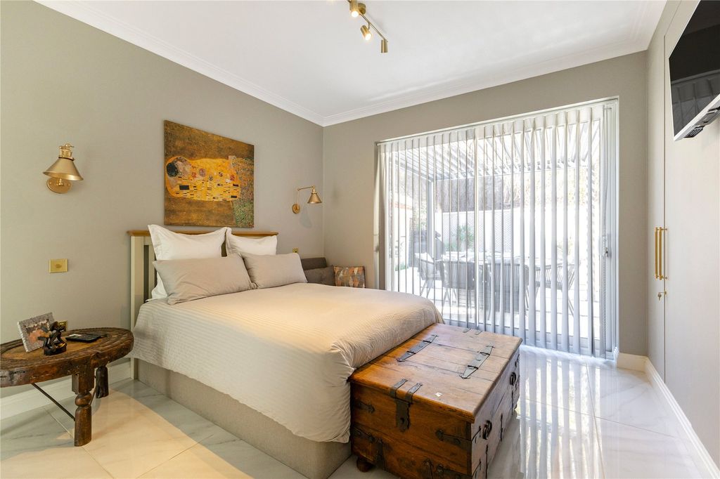 Additional image 10 of 3 bed flat for saleKingston Vale, London SW15