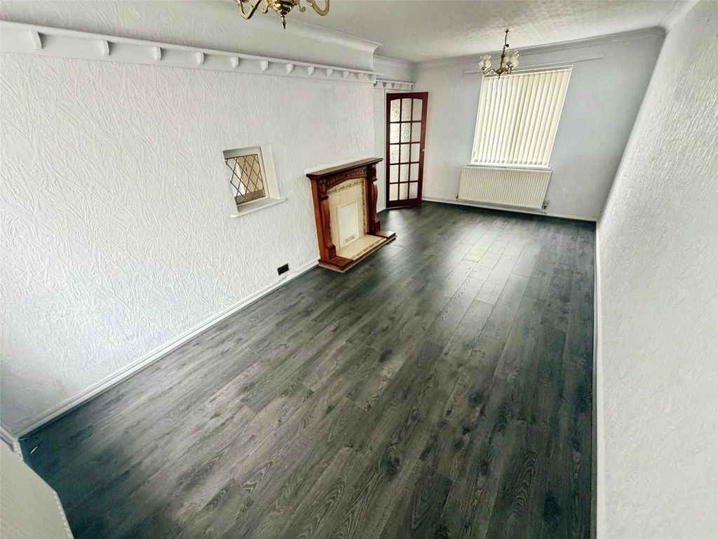 Property photo 2 of 9 Living Room