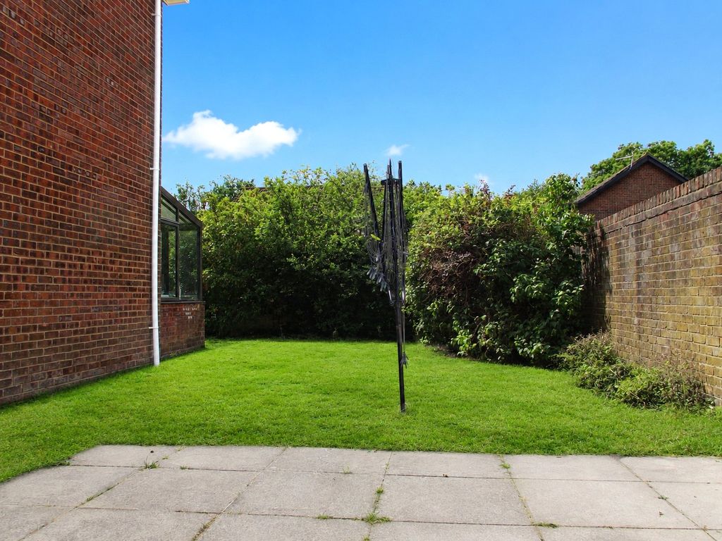 Property photo 2 of 21 Picture No. 37