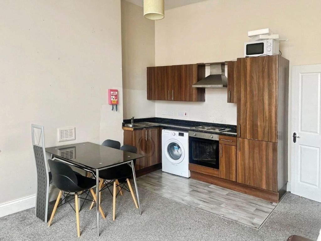 Property photo 2 of 10 A4E3B34A-1.Jpg