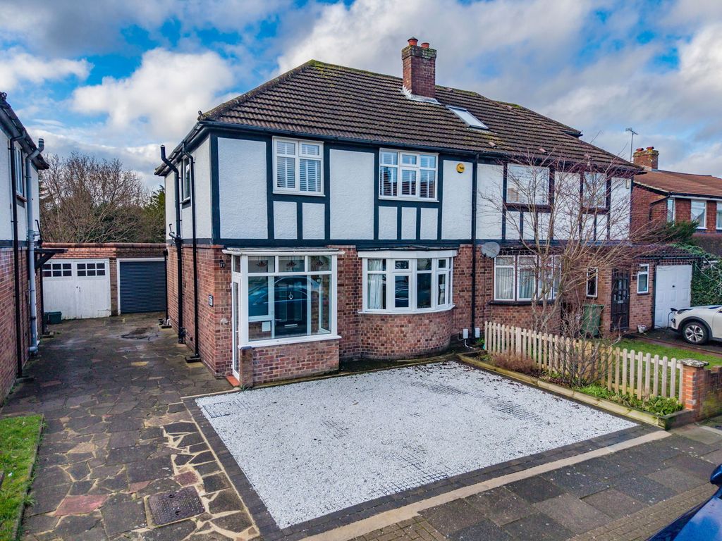 Property photo 1 of 30