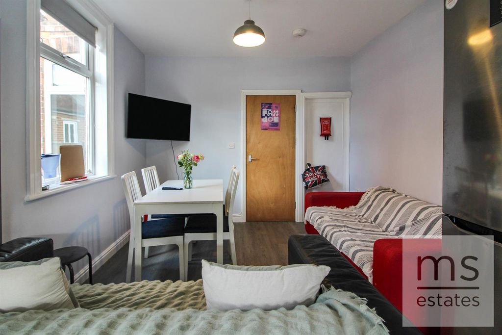 Property photo 2 of 20 Img_1770.Jpg