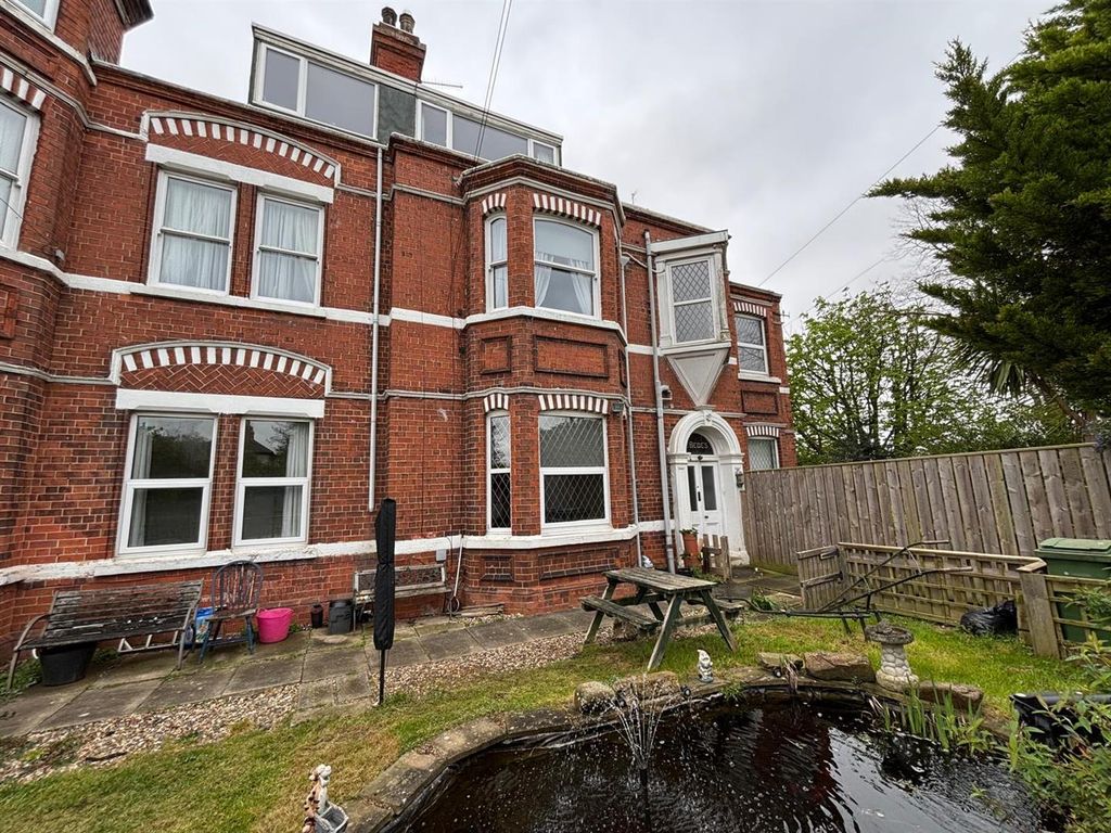Property photo 1 of 12 4.Jpg