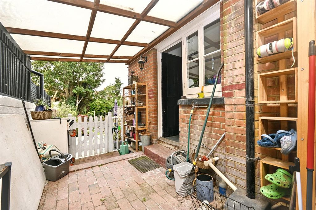 Additional image 19 of 3 bed flat for saleArlington Road, Eastbourne BN21