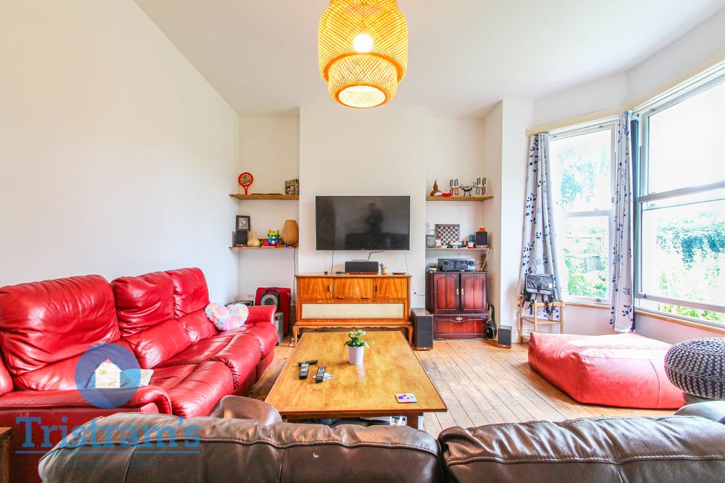 Property photo 3 of 18 Img_6888