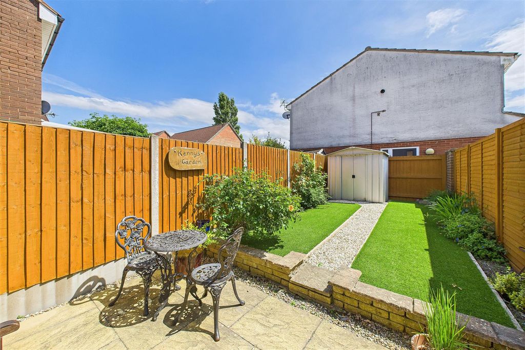 Property photo 2 of 10
