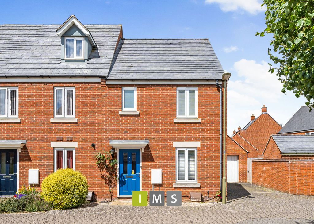 Property photo 1 of 20