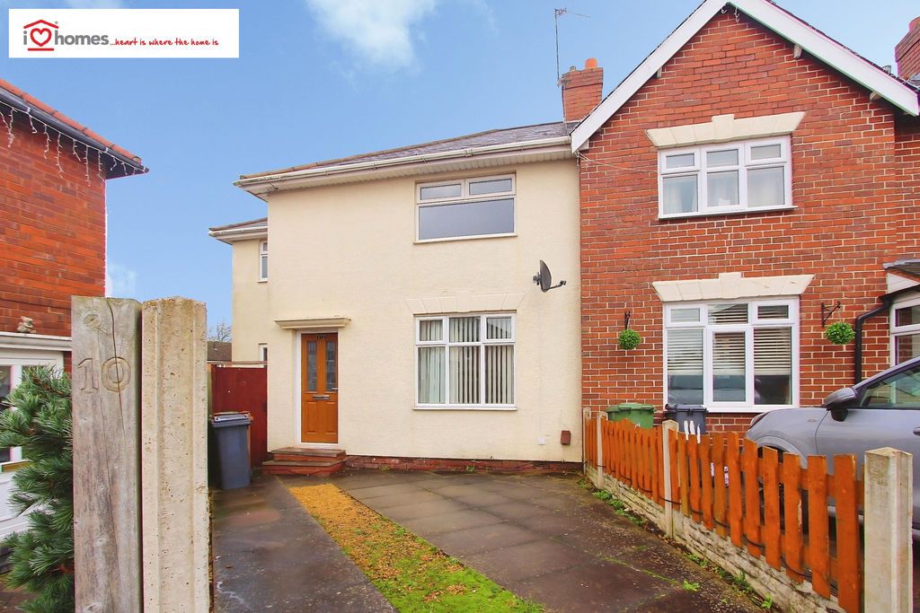 Property photo 1 of 11 Photo 12