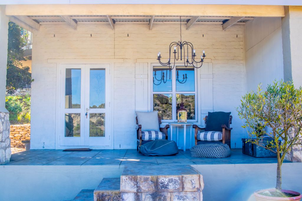 Property photo 3 of 58