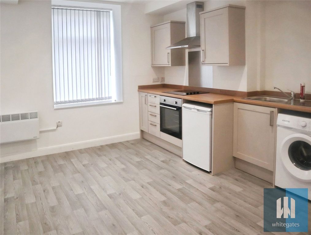 Property photo 2 of 9 Picture No. 16