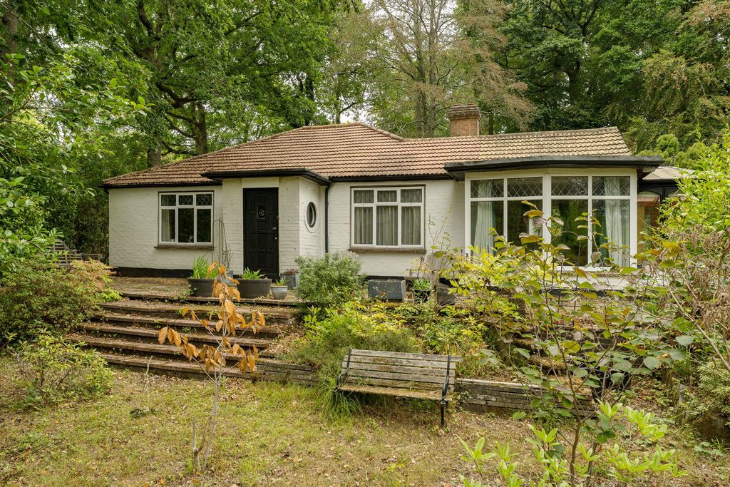 Property photo 3 of 26