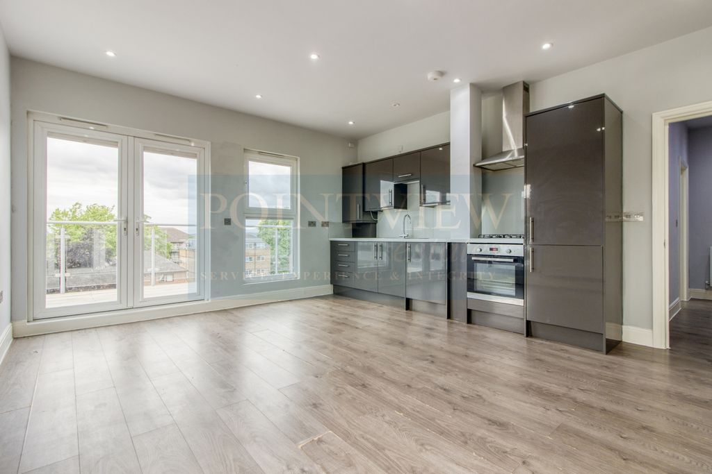 Property photo 2 of 7 Photo 2