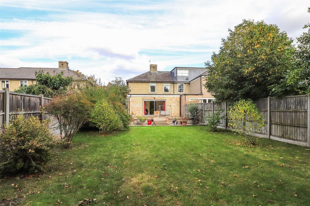 Property photo 3 of 17 Img (18).Jpg