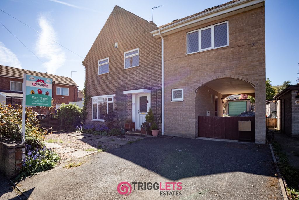 Property photo 1 of 43