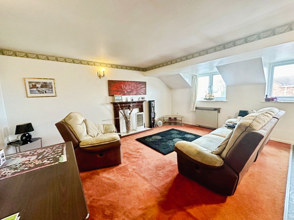 Property photo 2 of 11 2391A9Ed-Lounge