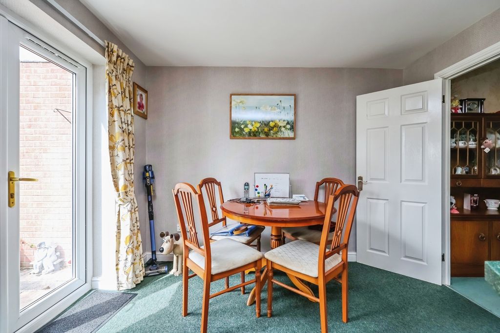 Property photo 3 of 20 Pbox-Img.Jpg