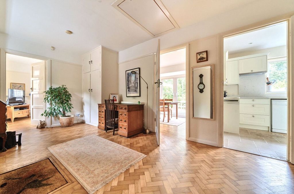 Property photo 3 of 15 Hallway