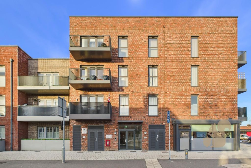 Property photo 1 of 9 Cam01814G0-Pr0058-Still002.Jpg