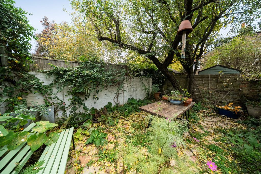 Property photo 3 of 10 Picture No. 13