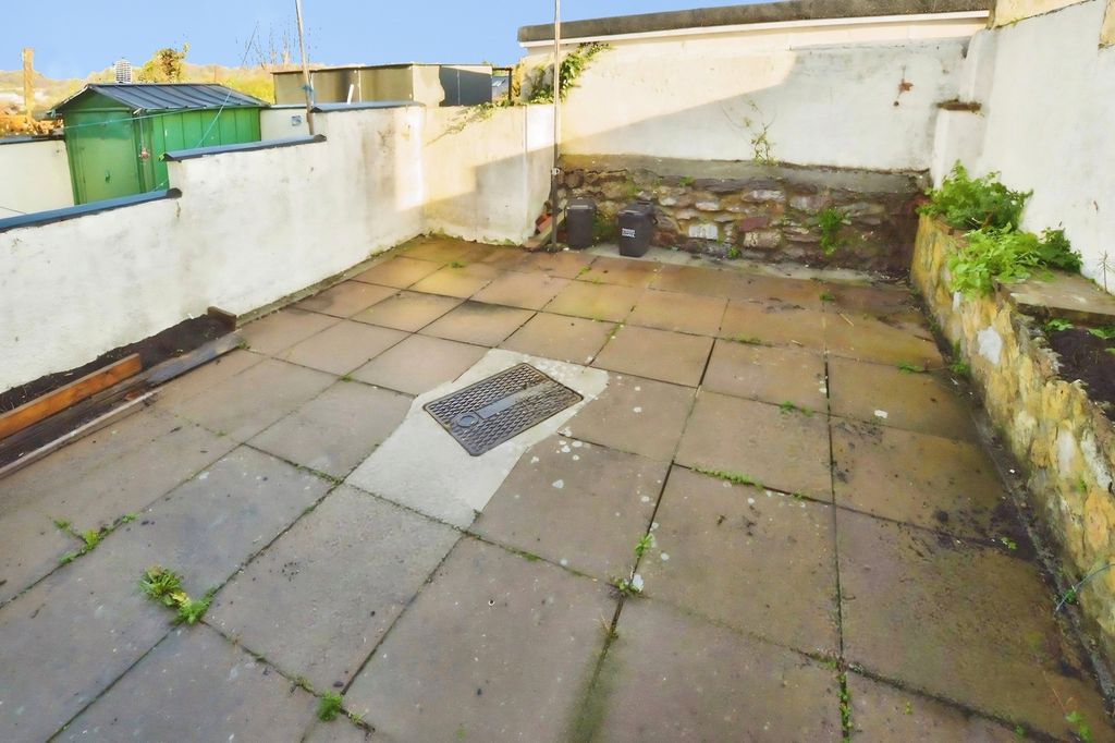 Property photo 3 of 10 Pbox-Img.Jpg