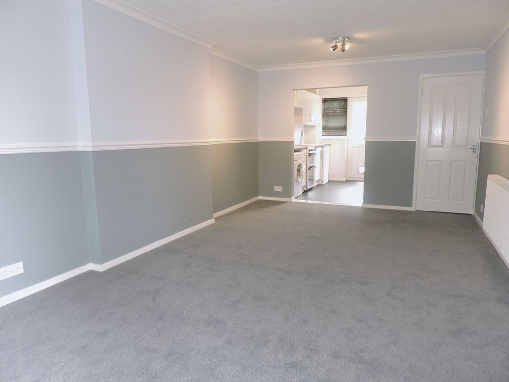 Property photo 3 of 8 Photo 9